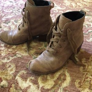 Dv by dolce vita booties